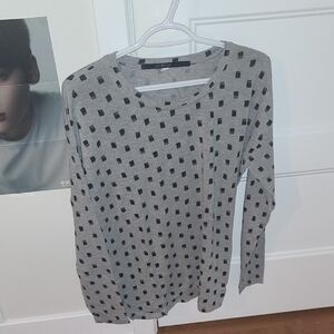 Gray and Black Patterned Women's Top